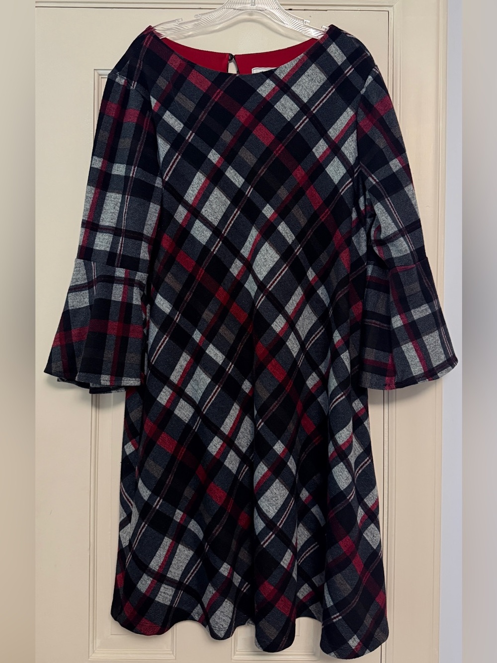 J. Howard Plaid Bell Sleeve Swing Dress Black Red Gray 1X